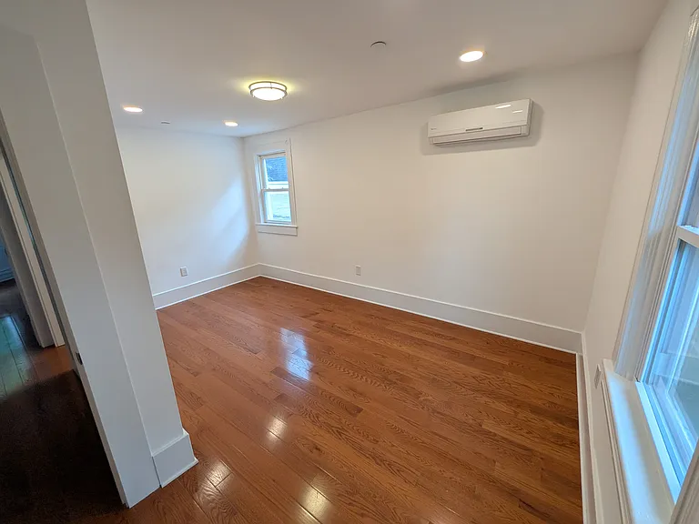 73 3rd Ave — Photo 15