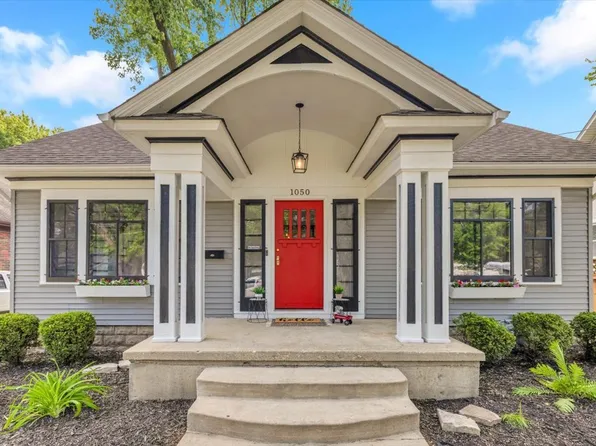 1050 Bellevue Ave, Elgin, IL 60120