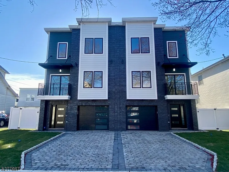 130 Brighton Ave #R photo 1
