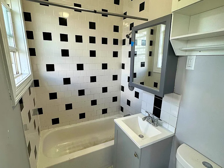 321 Union St #3N — Photo 9