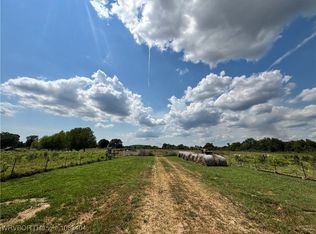 N Maple St, Sallisaw, OK 74955