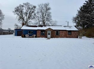 925 E Southport Dr, Terre Haute, IN 47802