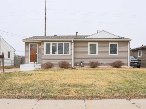 1023 Ash St, Council Bluffs, IA 51501