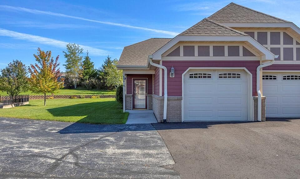 1st image of 606 Danube COURT #8