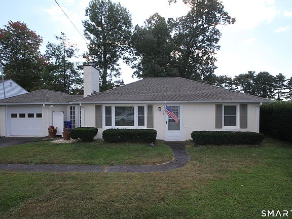 3rd image of 39 Grove Road