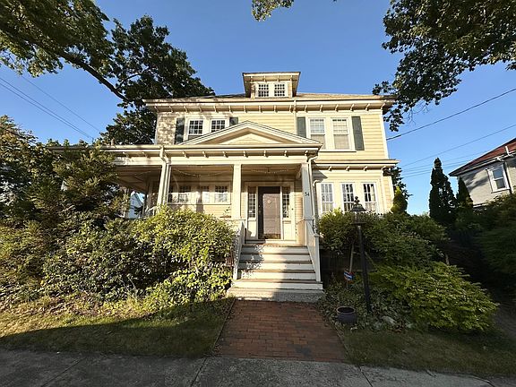 2nd image of 34 Rotch St