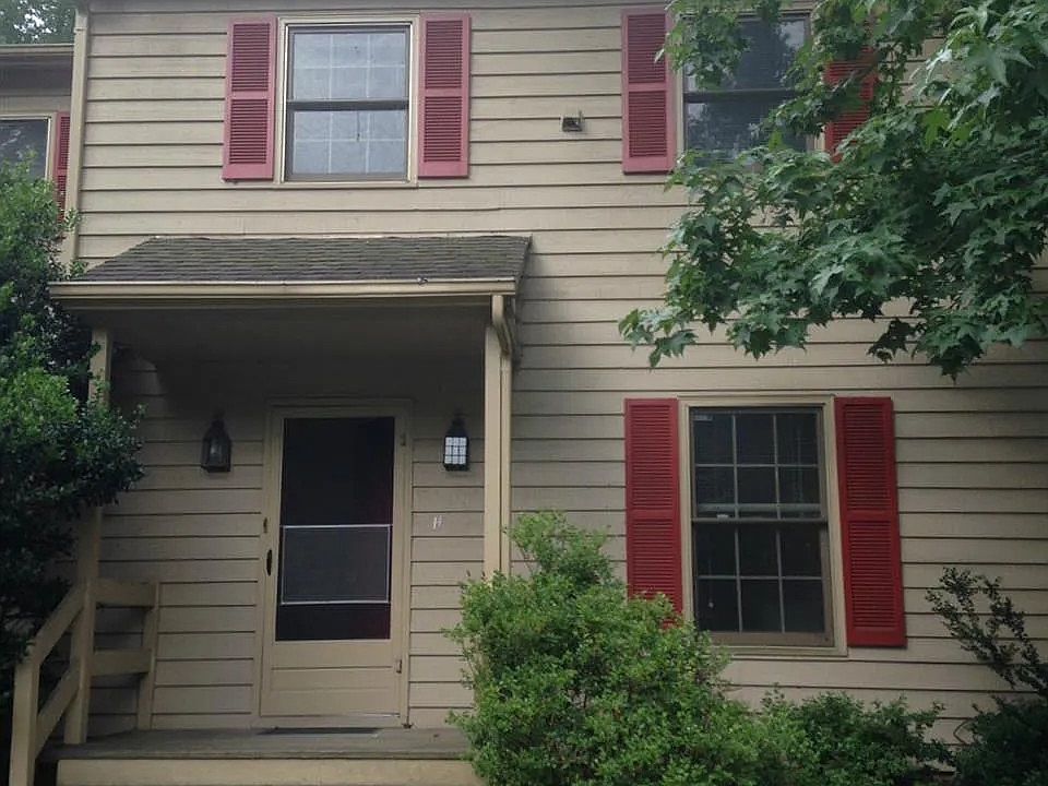 1st image of 205H W Poplar Ave #205H