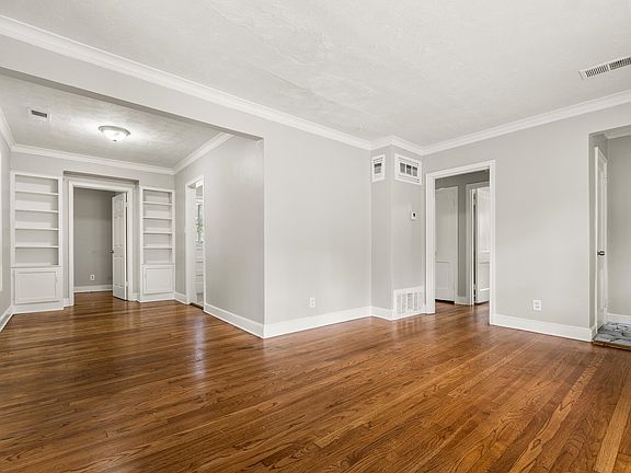 5th image of 1156 Brower St
