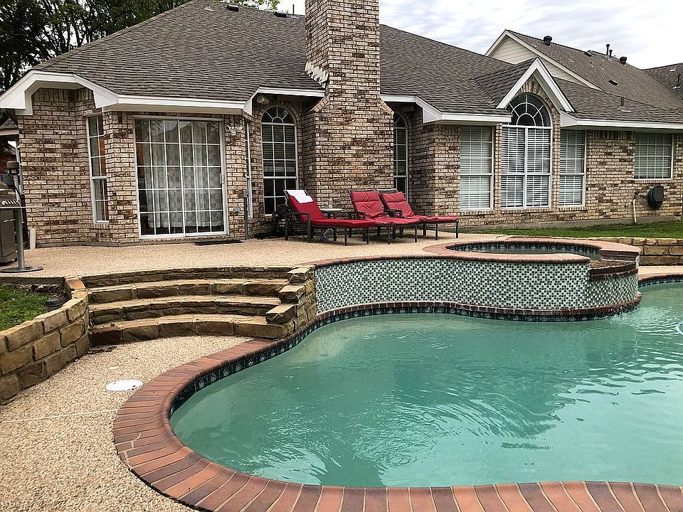 1st image of 2211 Cherry Hill Ln