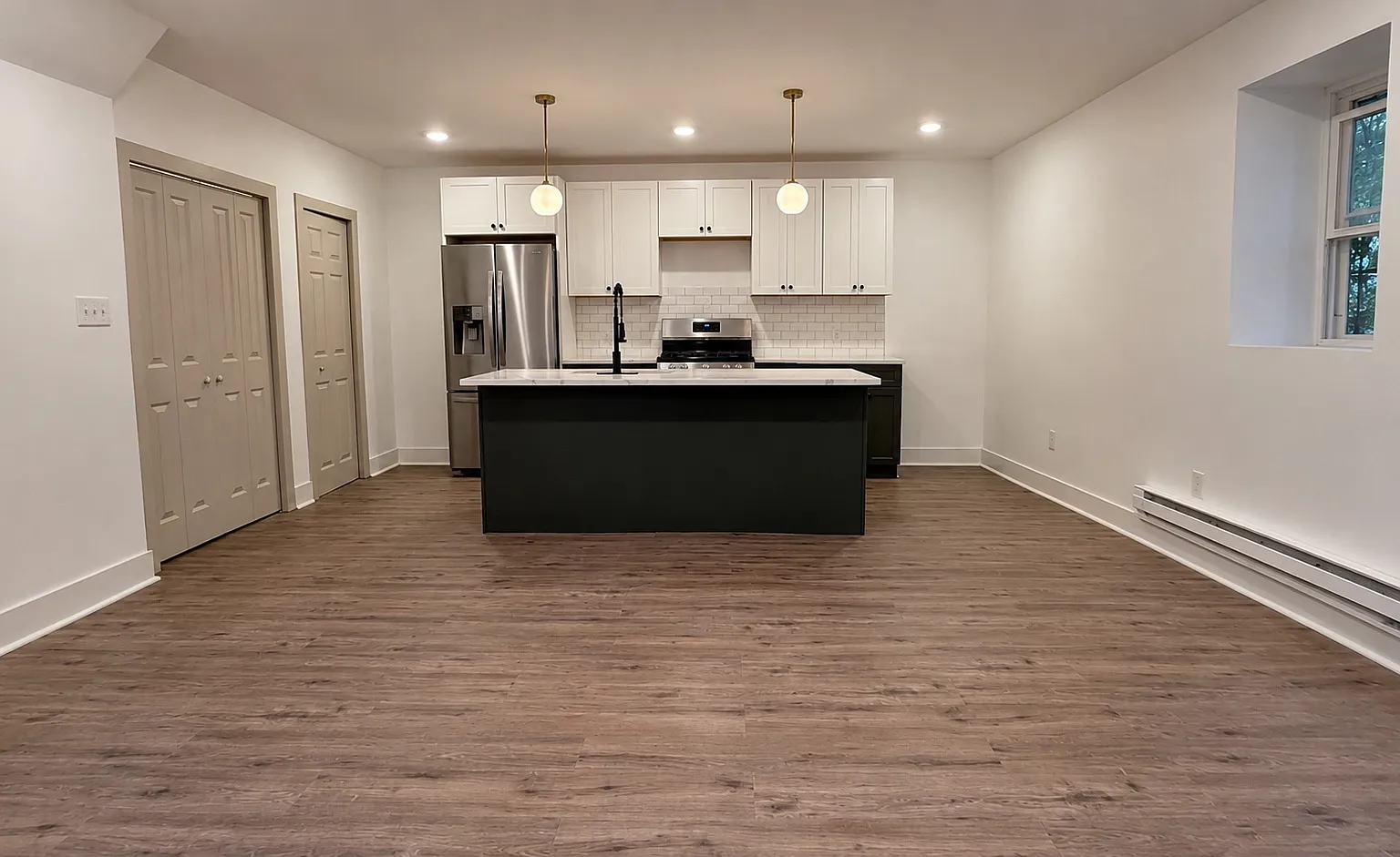 629 W Cliveden St — Photo 1