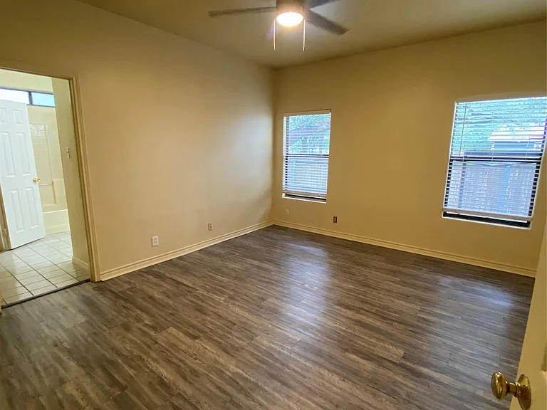 2605 Alcott Ln #B — Photo 10