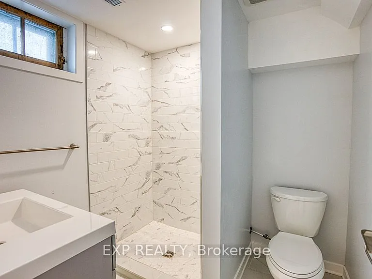 413 Holland Ave — Photo 27