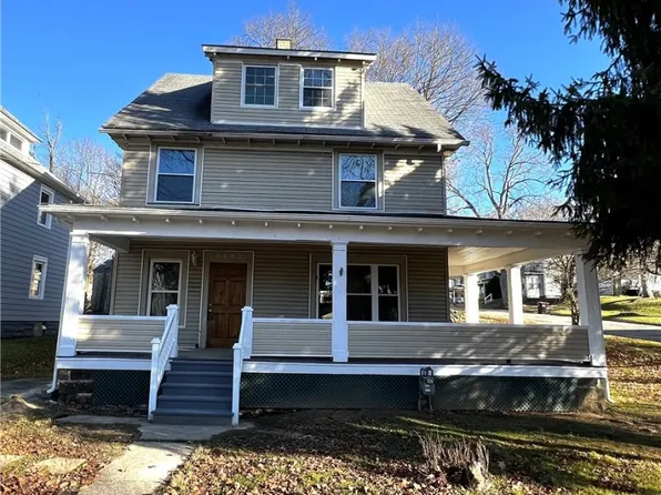 1002 Delaware Ave, New Castle, PA 16105