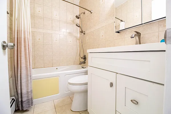 Rented by RealTegrity NY LLC | media 24