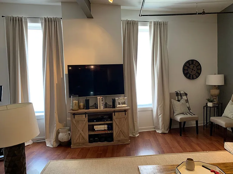 209-211 W Pike St #1A — Photo 6