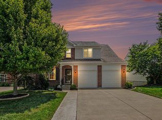 933 Hawkshead Ln, Erlanger, KY 41018