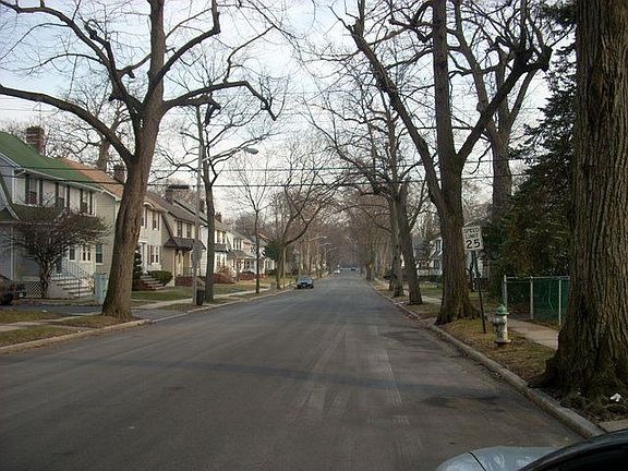 5th image of 83 Lafayette Ave
