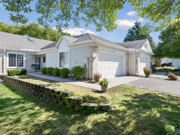10811 Lexington Dr, Eden Prairie, MN 55344