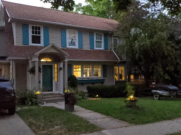 2306 Van Hise Ave, Madison, WI 53726