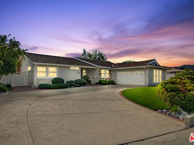 23512 Community St, Canoga Park, CA, 91304