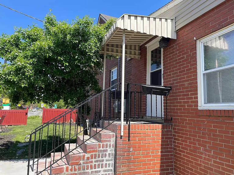4822 Wilson Blvd — Photo 27