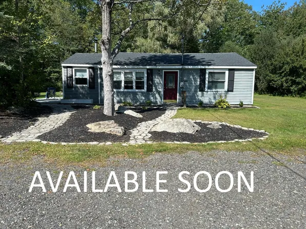 (undisclosed Address), Salisbury, MA 01952