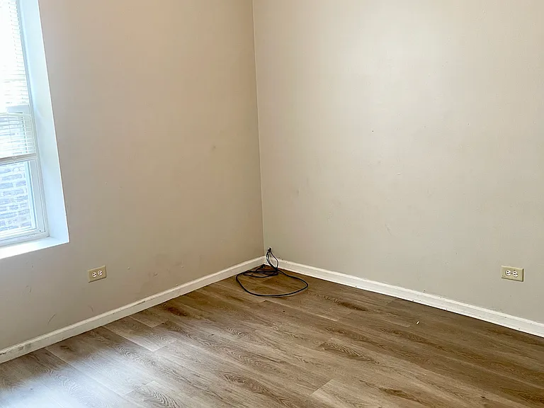1162 N Harding Ave #2 — Photo 3