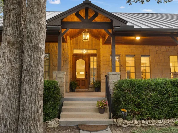 447 Miss Donna Ln, Dripping Springs, TX 78620