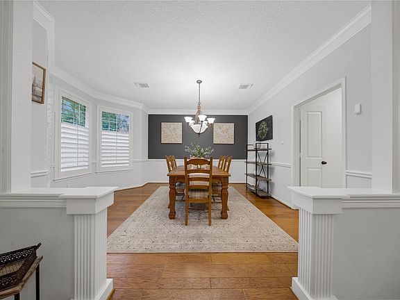 5th image of 79 N Cochrans Green Cir