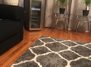 6832 S Clyde Ave UNIT 1, Chicago, IL 60649