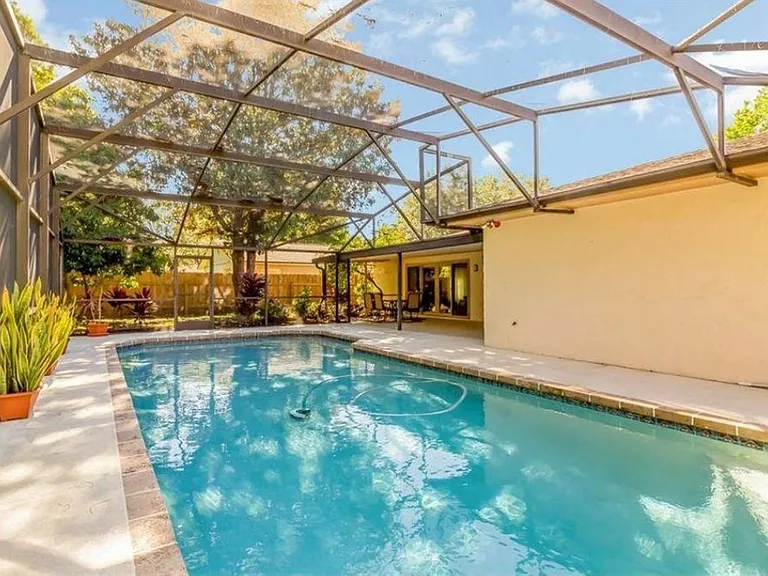 8135 Banyan Blvd — Photo 10
