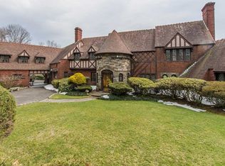 341 Grove St, Clifton, NJ 07043