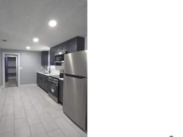 5246 Moncrief Rd W, Jacksonville, FL 32209