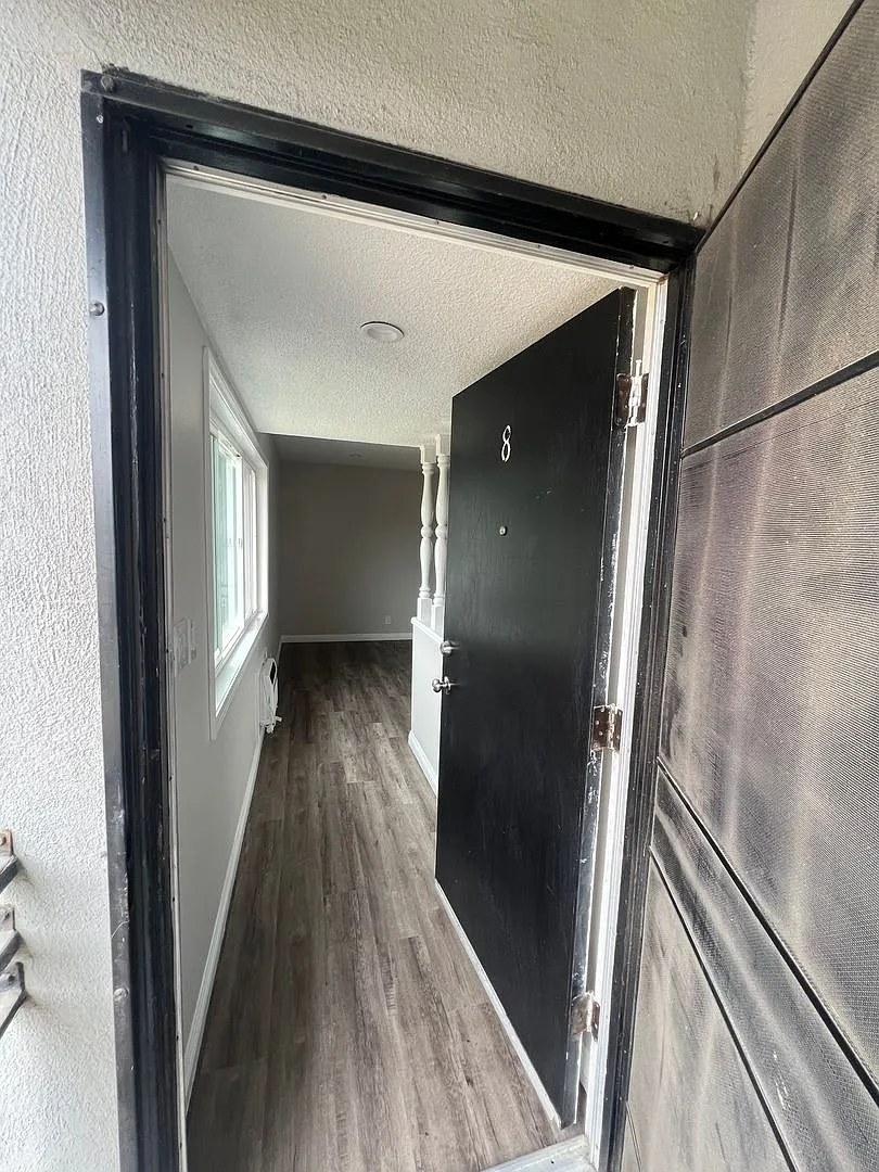 11730 S Vermont Ave LLC — Photo 2