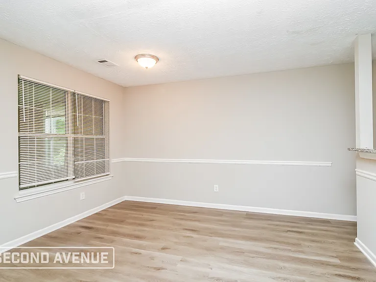 1710 Riverchase Cir NE — Photo 6