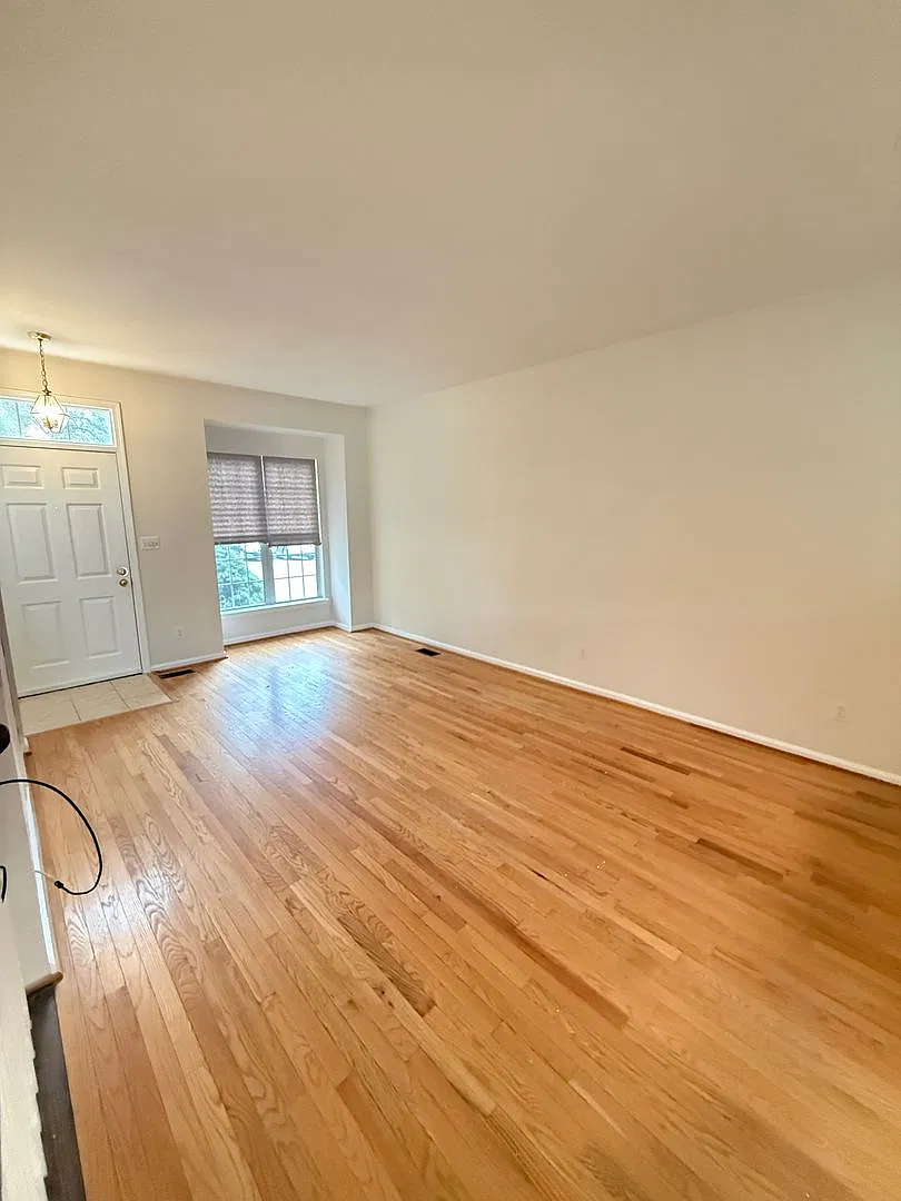 16150 Taconic Cir — Photo 2