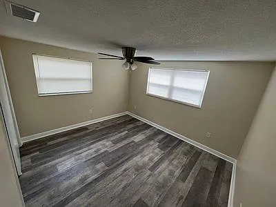 10908 Kingsbridge Rd — Photo 6