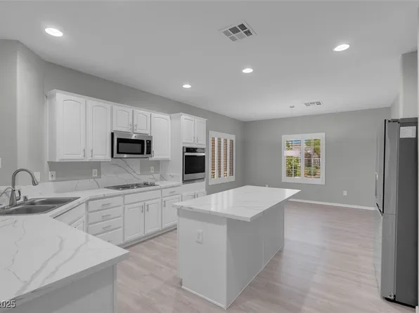 2144 Mountain City St, Henderson, NV 89052