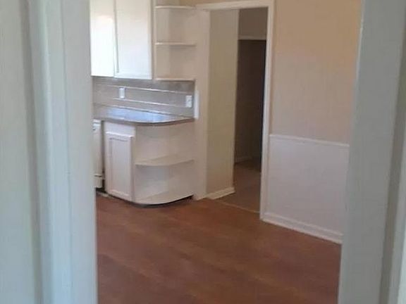 5th image of 822 N Park Ave