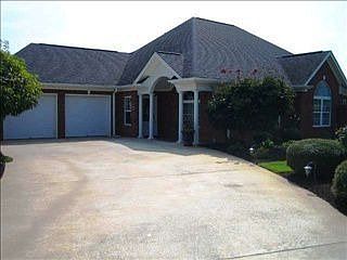 1st image of 111 Carmen Way