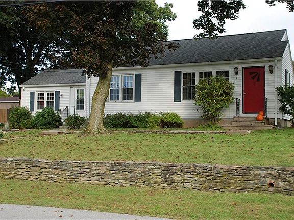 2nd image of 4 Arnold Dr