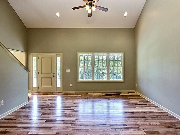 4th image of 309 Post Oak Dr