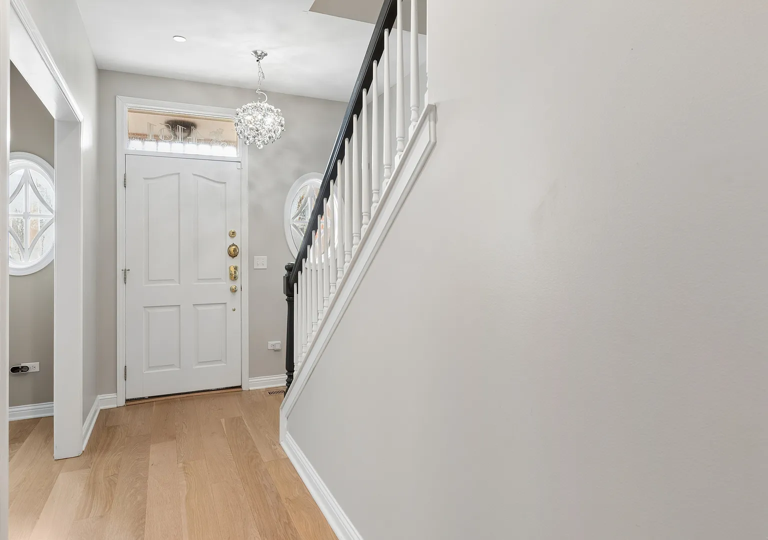 2 bed, 4.0 bath, 2789 sqft, $3,500 — Photo 4