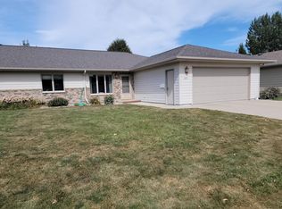 2211 10th Ave SE, Aberdeen, SD 57401