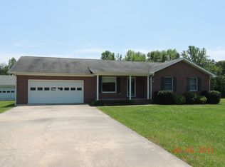 255 Priddy St, Keysville, VA 23947
