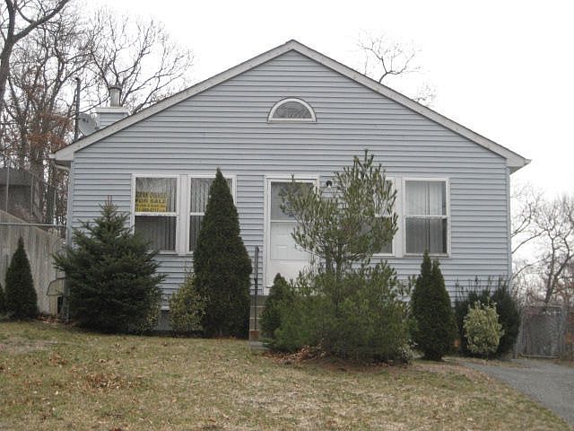 1st image of 67 Berkshire Dr