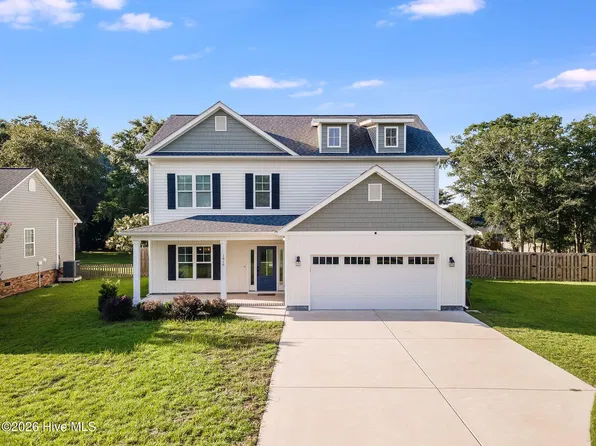 1616 Chadwick Shores Drive, Sneads Ferry, NC 28460