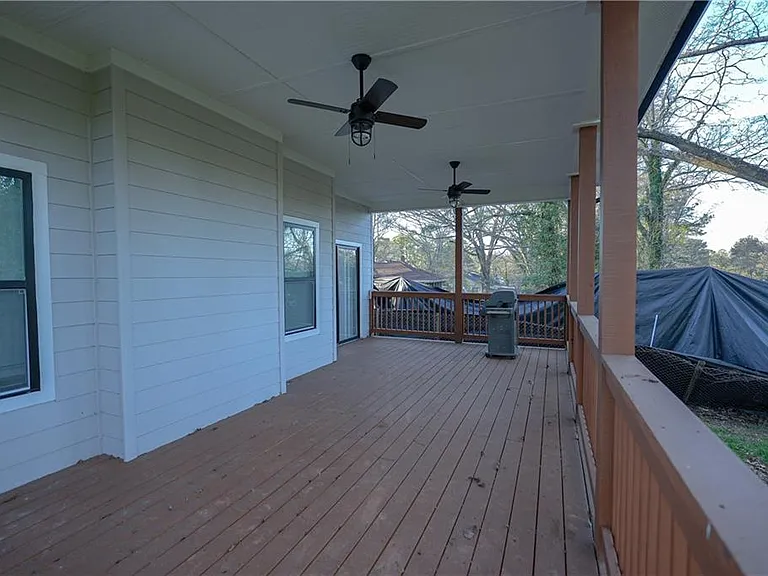 1452 Lockwood Dr SW — Photo 8