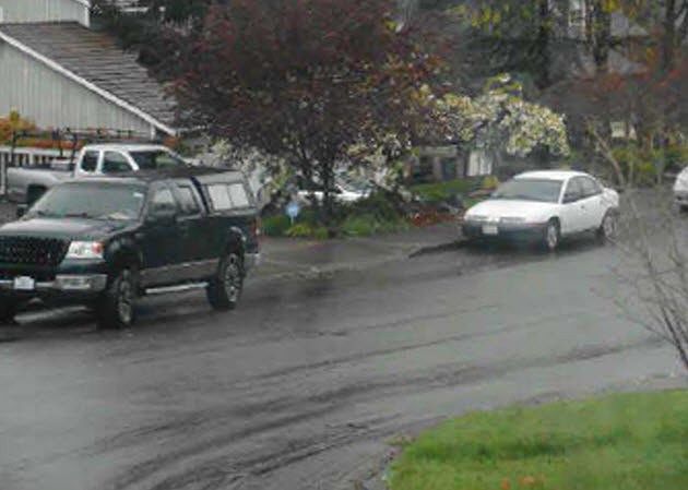 2nd image of 2903 Cedar Ave S