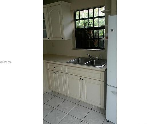 4th image of 3577 NW 187th St #3577